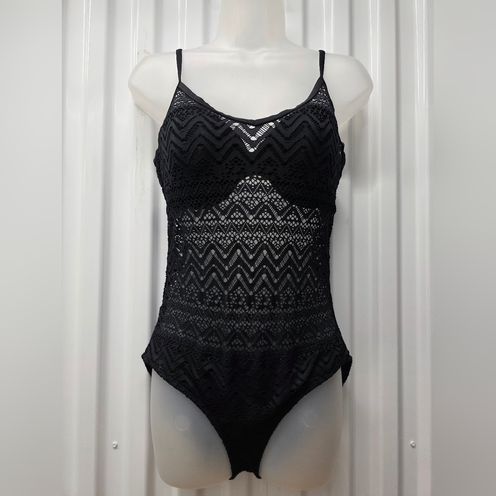 BONGO Elegant Black Lace Bathing Suit